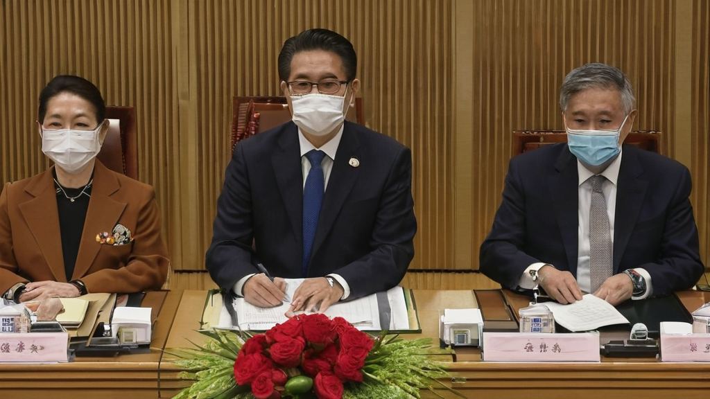 爱奇艺vip会员因公司内容调整引发争议 网红水果榨汁杯成新宠